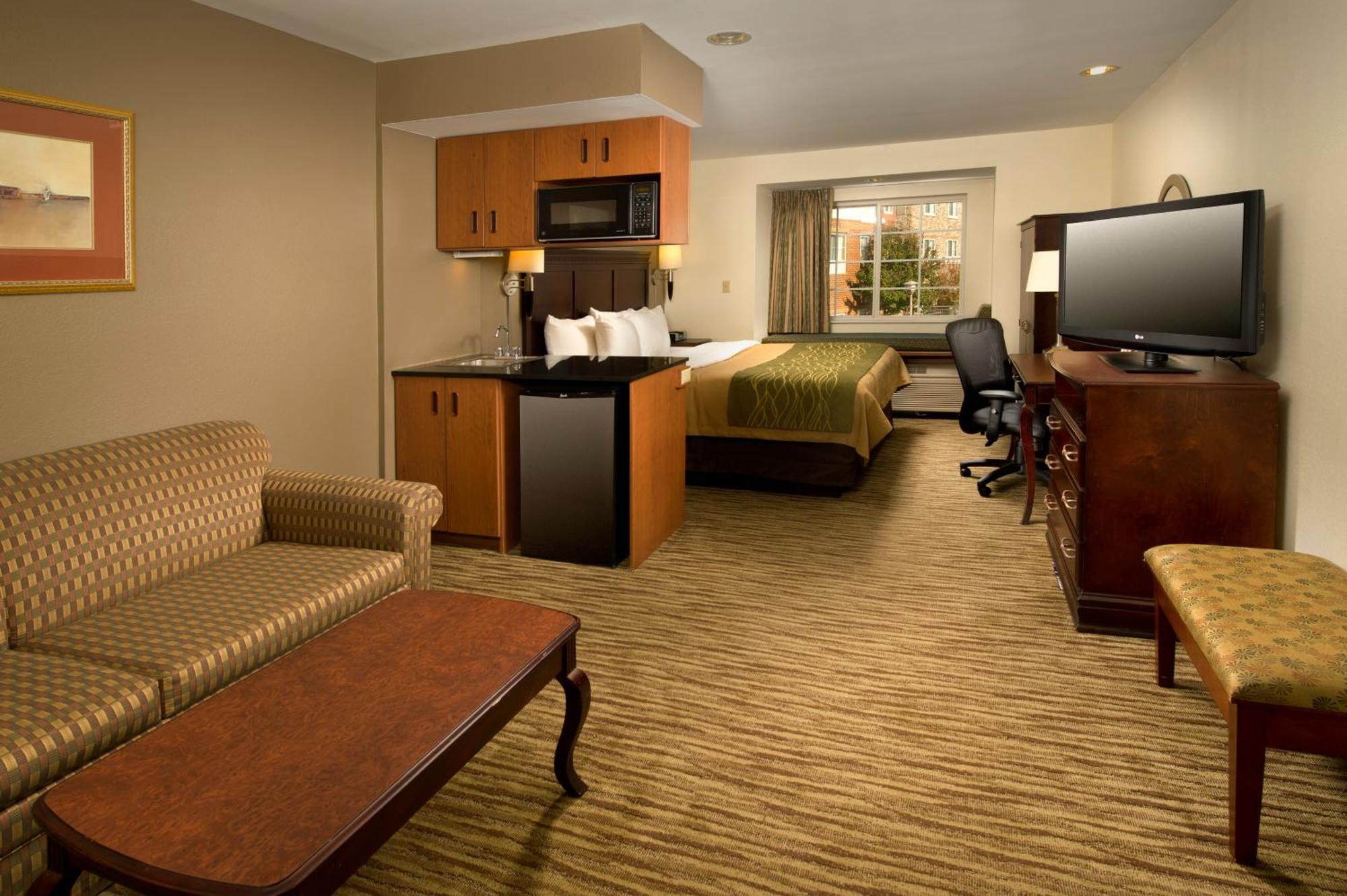 Gateway Inn Dulles Airport Стерлинг Номер фото